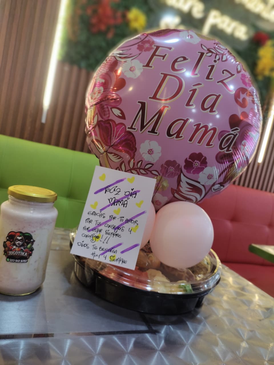Bandeja de desayuno sorpresa completa